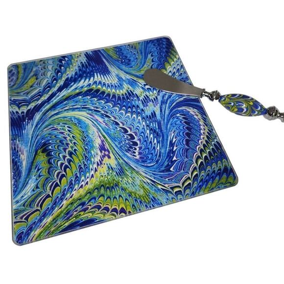 Two's Company Dining Serveware, Marbleize Cheese Platter & Spreader Set - Picture 4 of 8